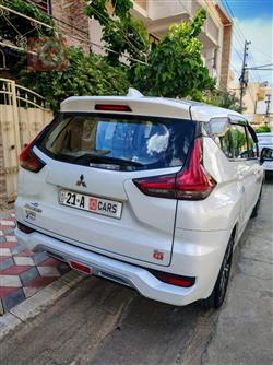 ميتسوبيشي اكسباندر